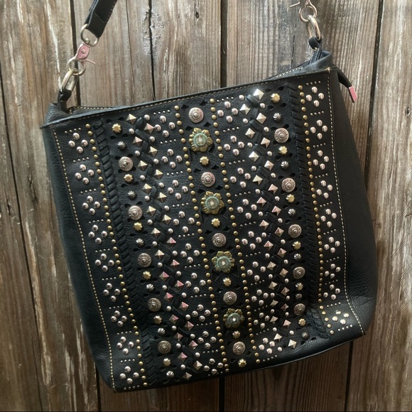 Montana West Studded C&C Shoulder Bag - Picture 2 of 12